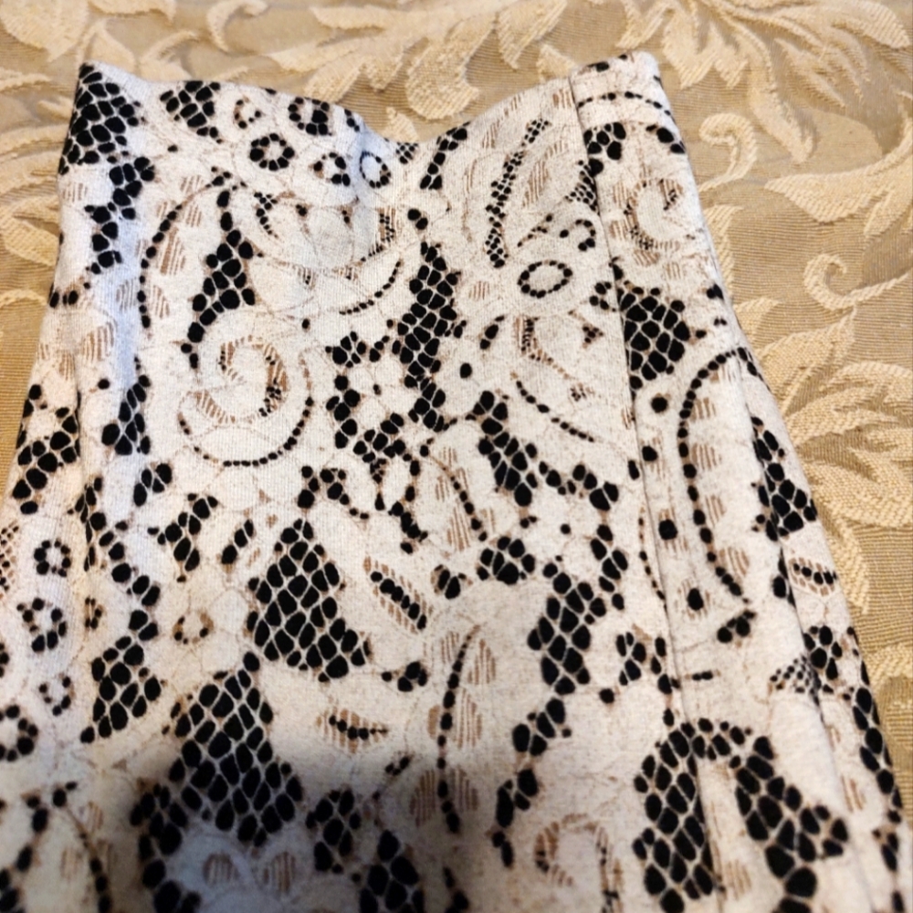 🎀 Superb Chico's Victorian Inspired Black & Ivory Lace Print Pants - S (.5) - Picture 9 of 16